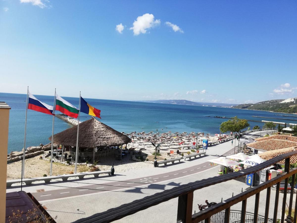 Supreme Beach Apartments Balchik Exterior foto