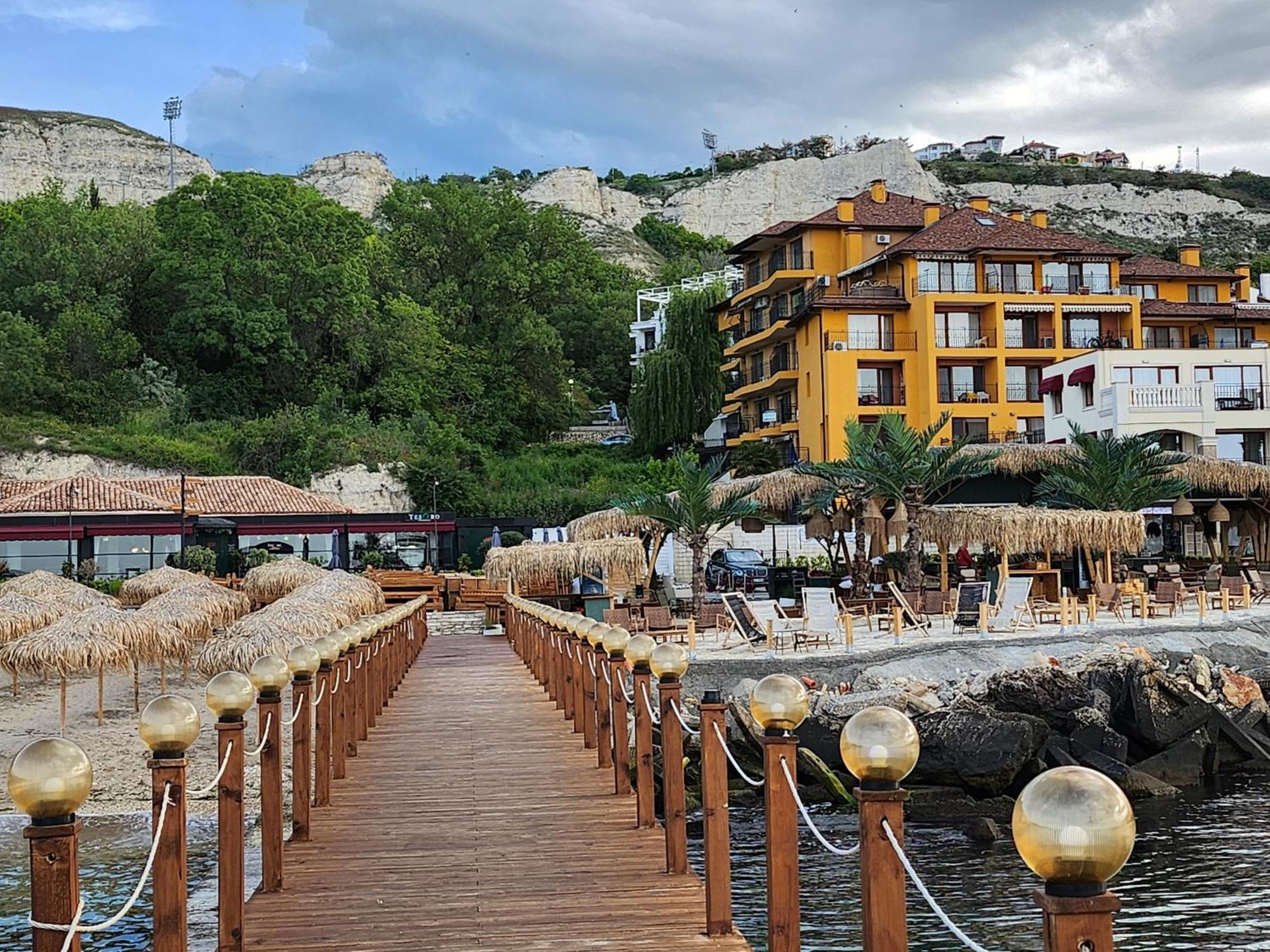 Supreme Beach Apartments Balchik Exterior foto